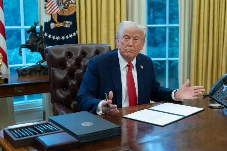 Trump signs nullification of OCC bank merger guidelines