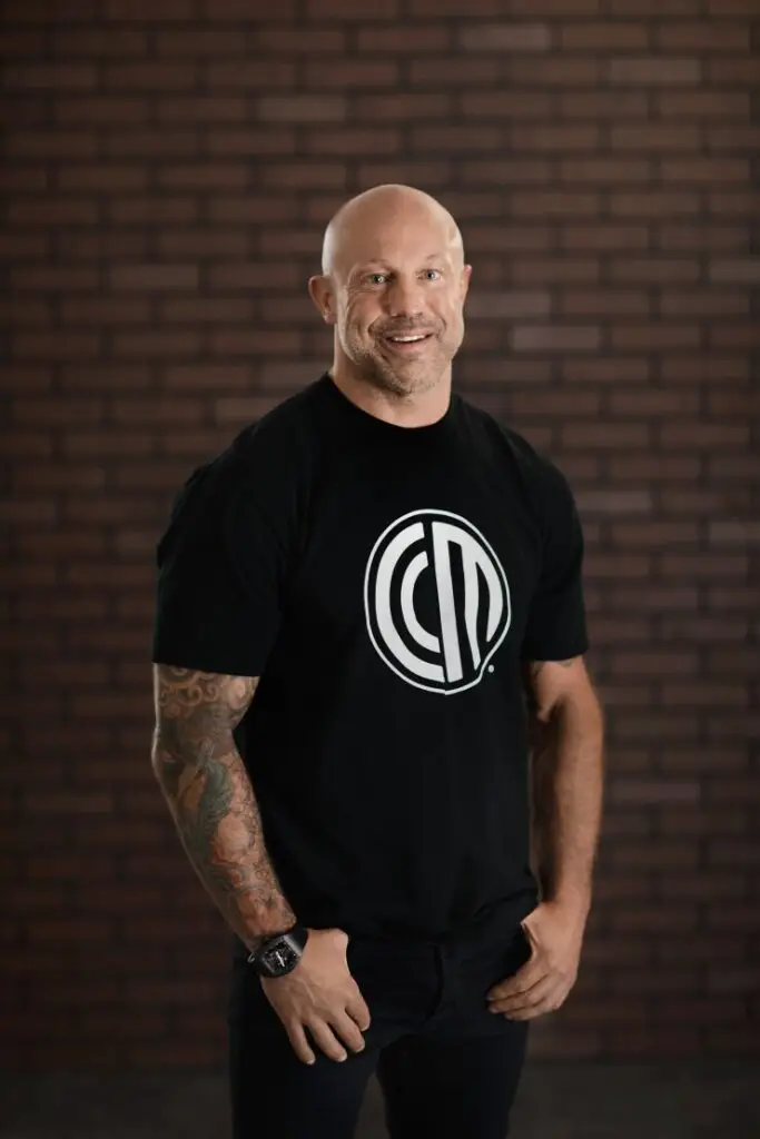 Ron Leonhardt Headshot CrossCountry Mortgage